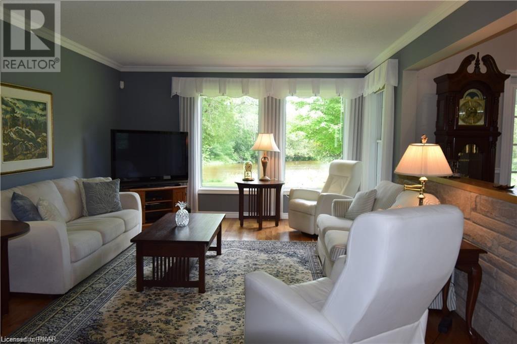Listing 40480550 - Large Photo # 8