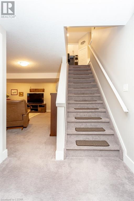 10 MCPHERSON Court Unit# 6