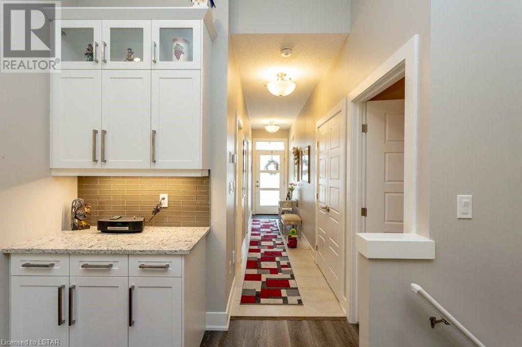 10 MCPHERSON Court Unit# 6
