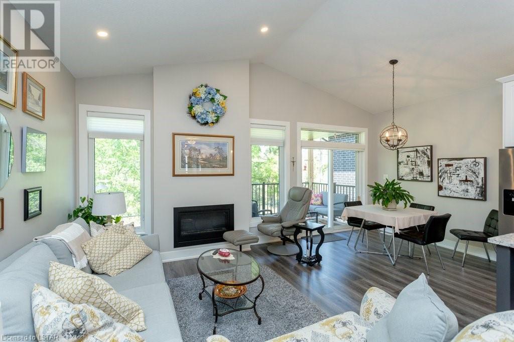 10 MCPHERSON Court Unit# 6