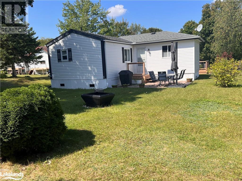 5411 ELLIOTT Side Road Unit# 8