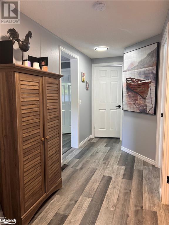 5411 ELLIOTT Side Road Unit# 8