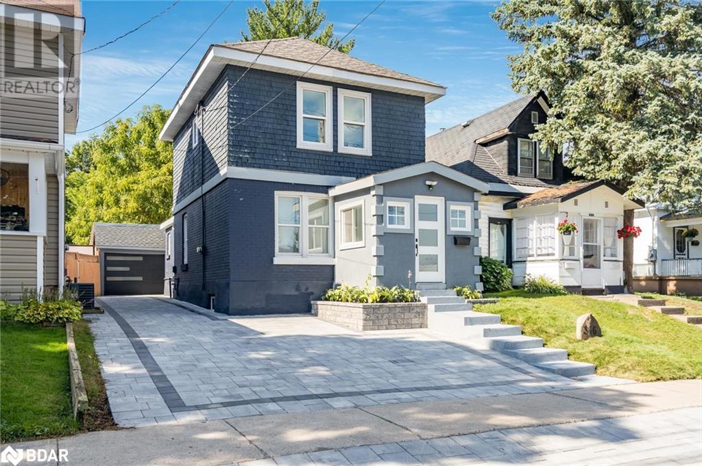 346 RUSSELL Street