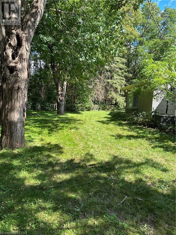 7 ELMHURST Street