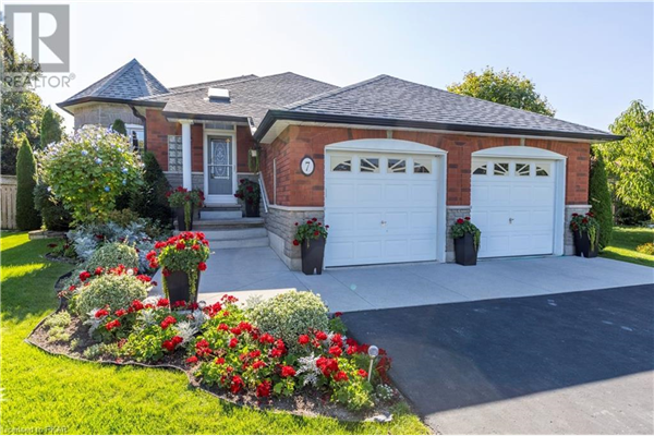7 SANDERSON Court, Peterborough
