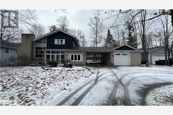 1819 RIVER Road W, Wasaga Beach