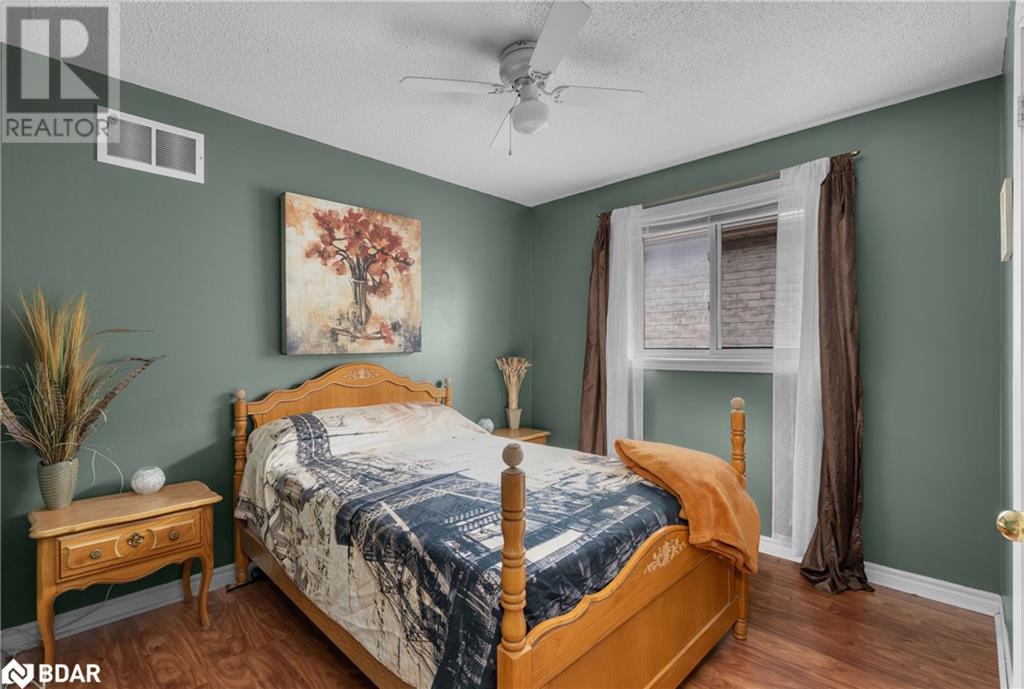 Listing 40481194 - Large Photo # 17
