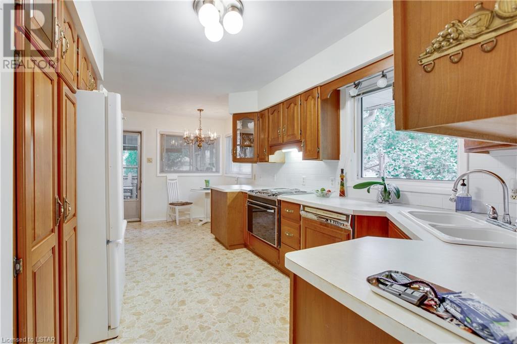 Listing 40481359 - Large Photo # 24