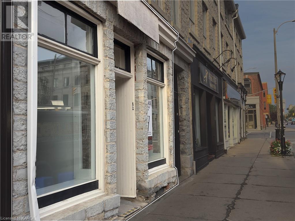 82 BROCK Street