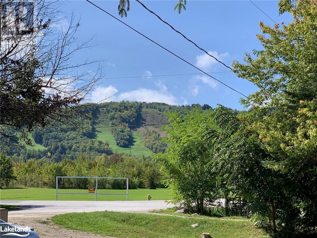 185 TYROLEAN Lane
