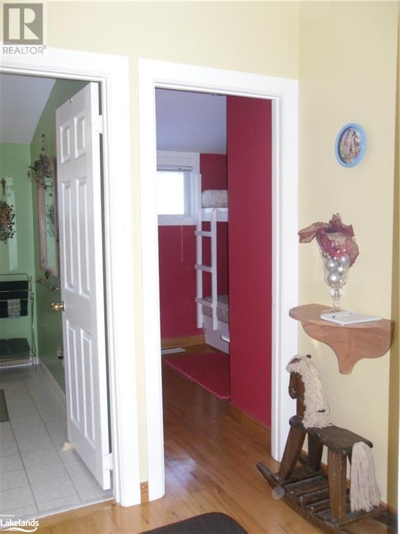 185 TYROLEAN Lane