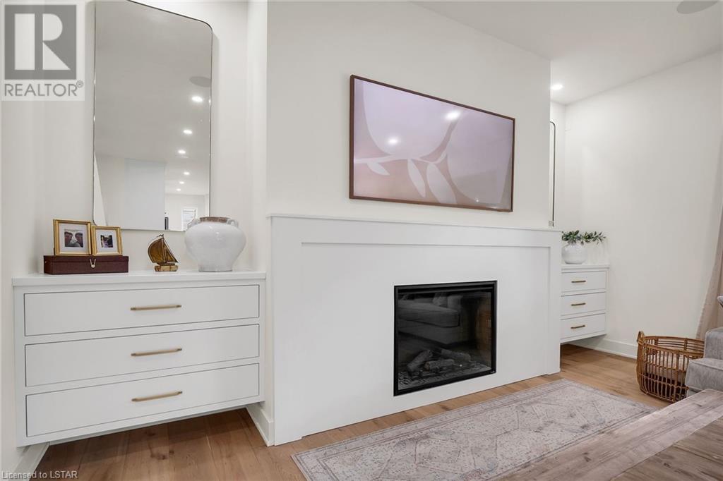 Listing 40481530 - Large Photo # 11