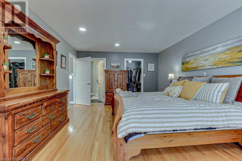 Listing 40481606 - Large Photo # 32