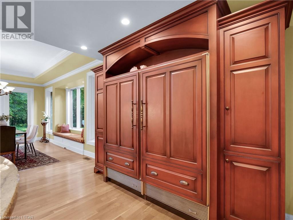 Listing 40481619 - Large Photo # 11