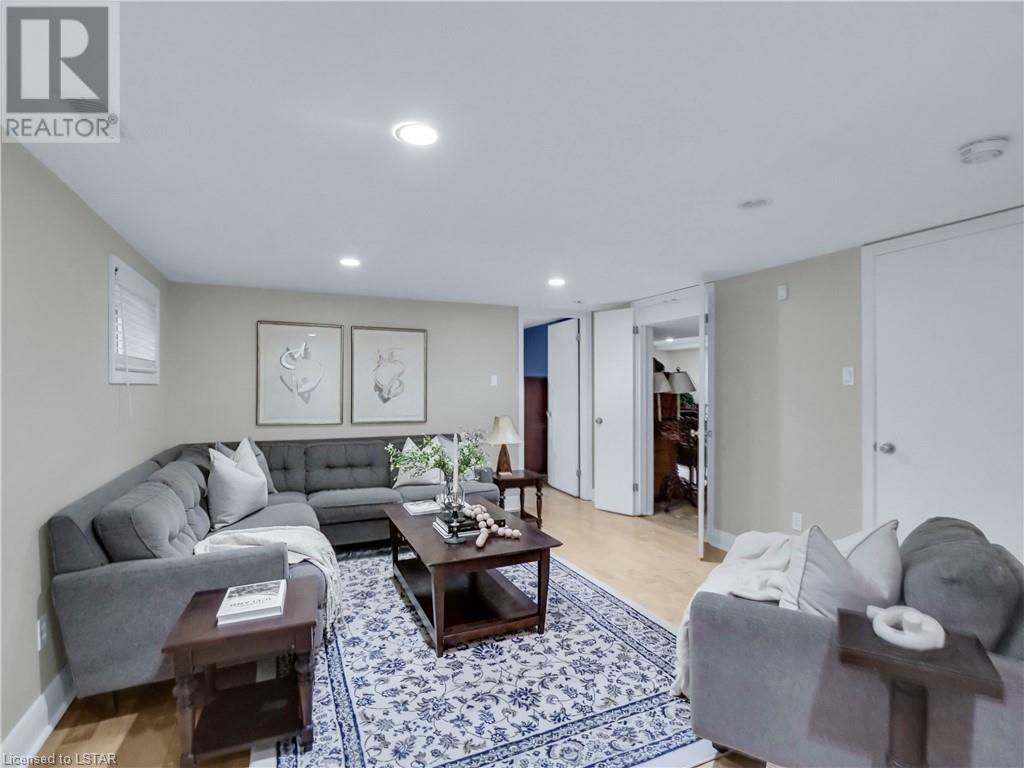 Listing 40481619 - Large Photo # 23