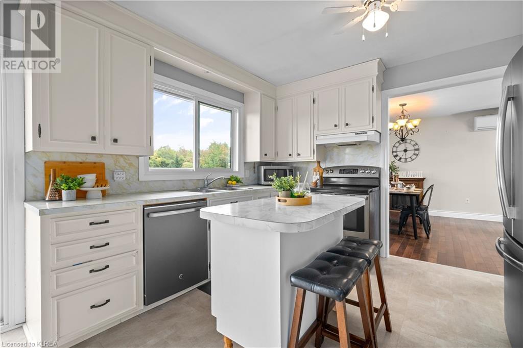Listing 40481655 - Large Photo # 11