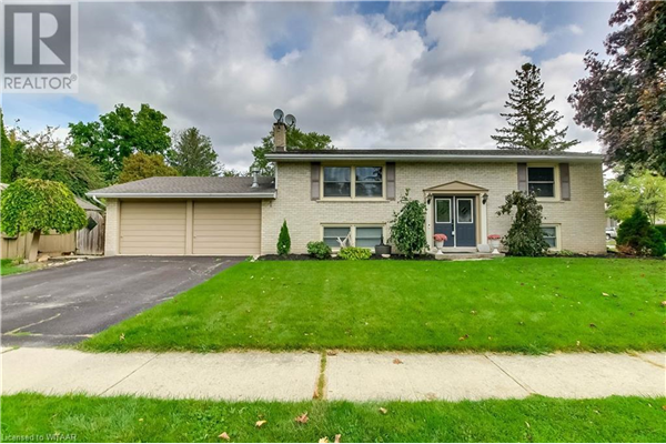 715 GLADSTONE Drive, Woodstock