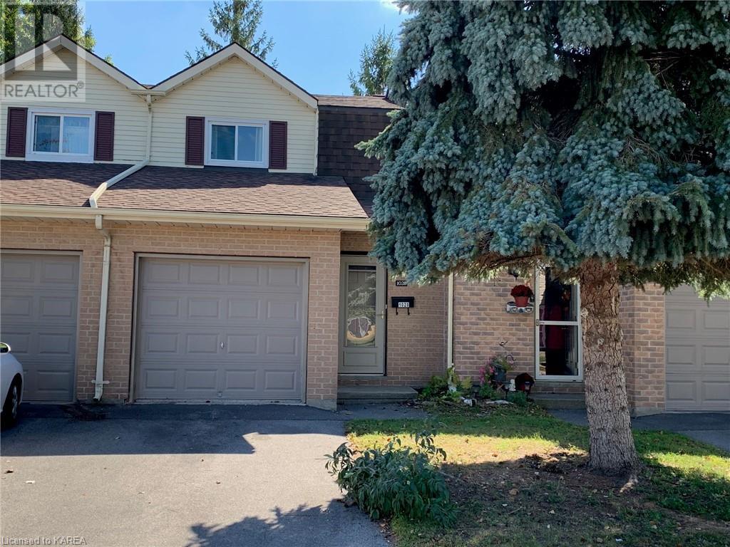 1028 CRAIG Lane Unit# 4