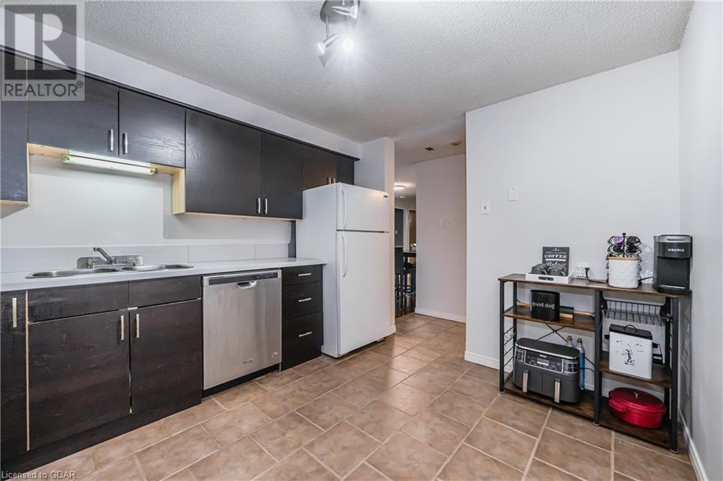 Listing 40481952 - Large Photo # 17