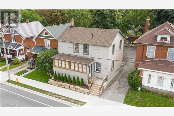 1346 KING Street E, Cambridge