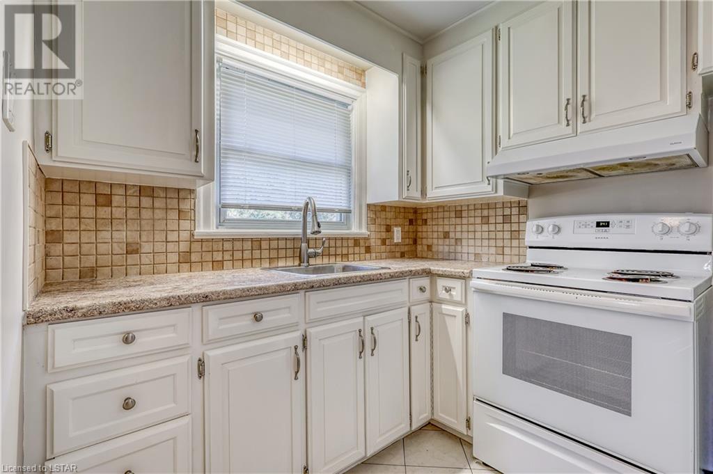 Listing 40482215 - Large Photo # 12