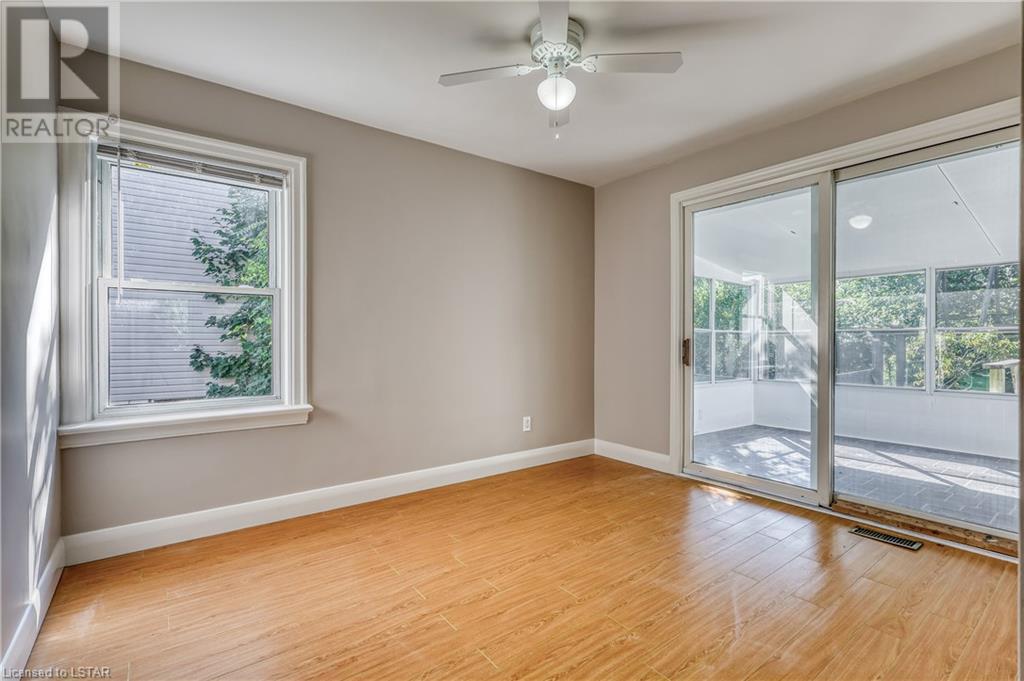 Listing 40482215 - Large Photo # 22