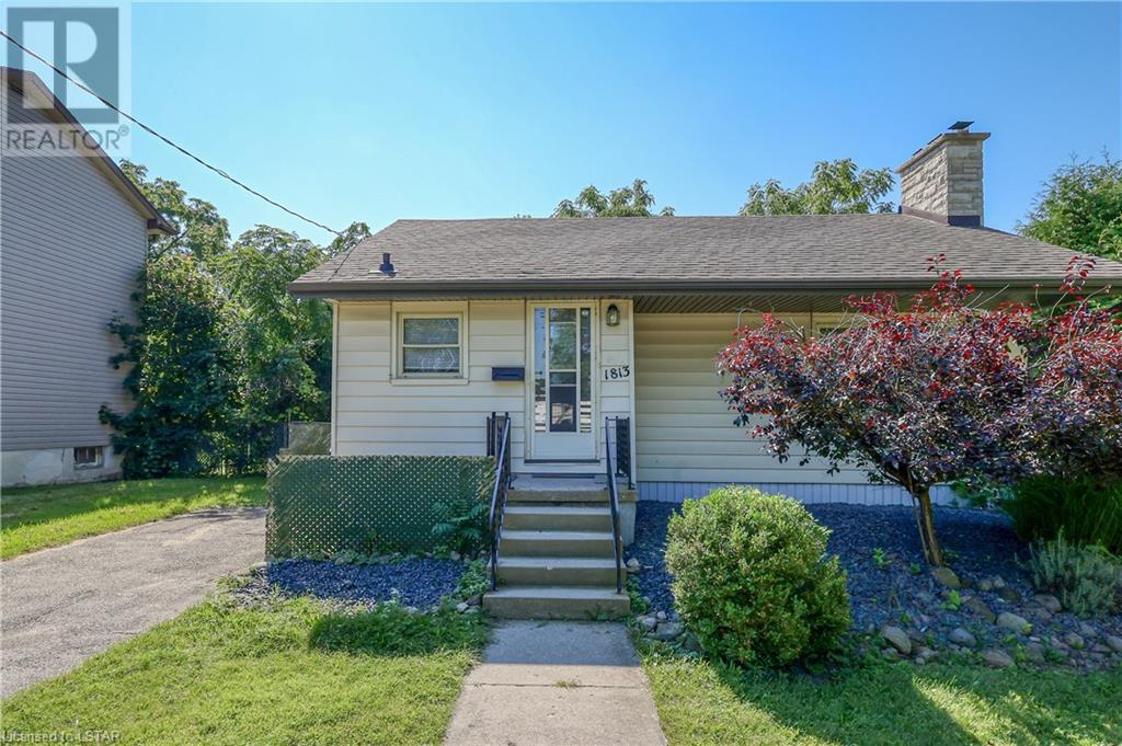 Listing 40482215 - Large Photo # 1