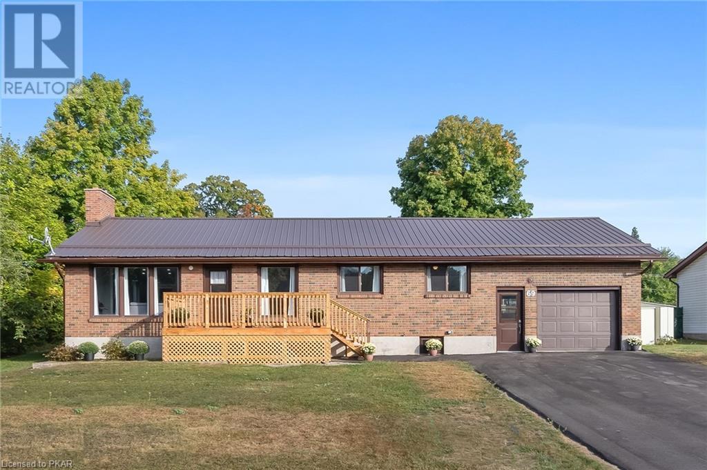 69 MATTHEW Street E, Marmora