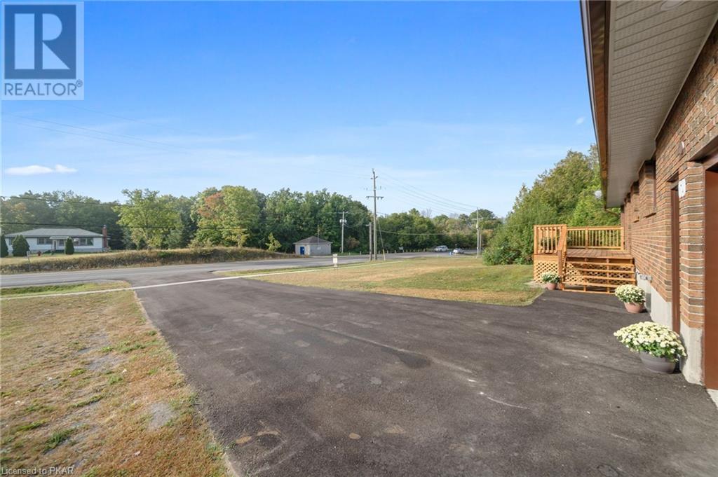 69 MATTHEW Street E, Marmora