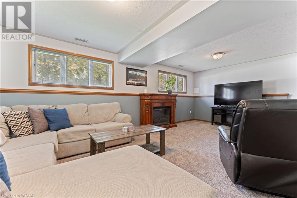 Listing 40482493 - Large Photo # 17