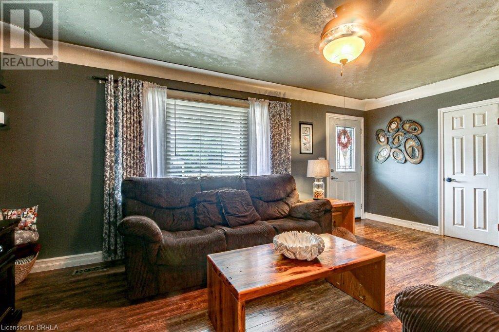 Listing 40482497 - Large Photo # 5
