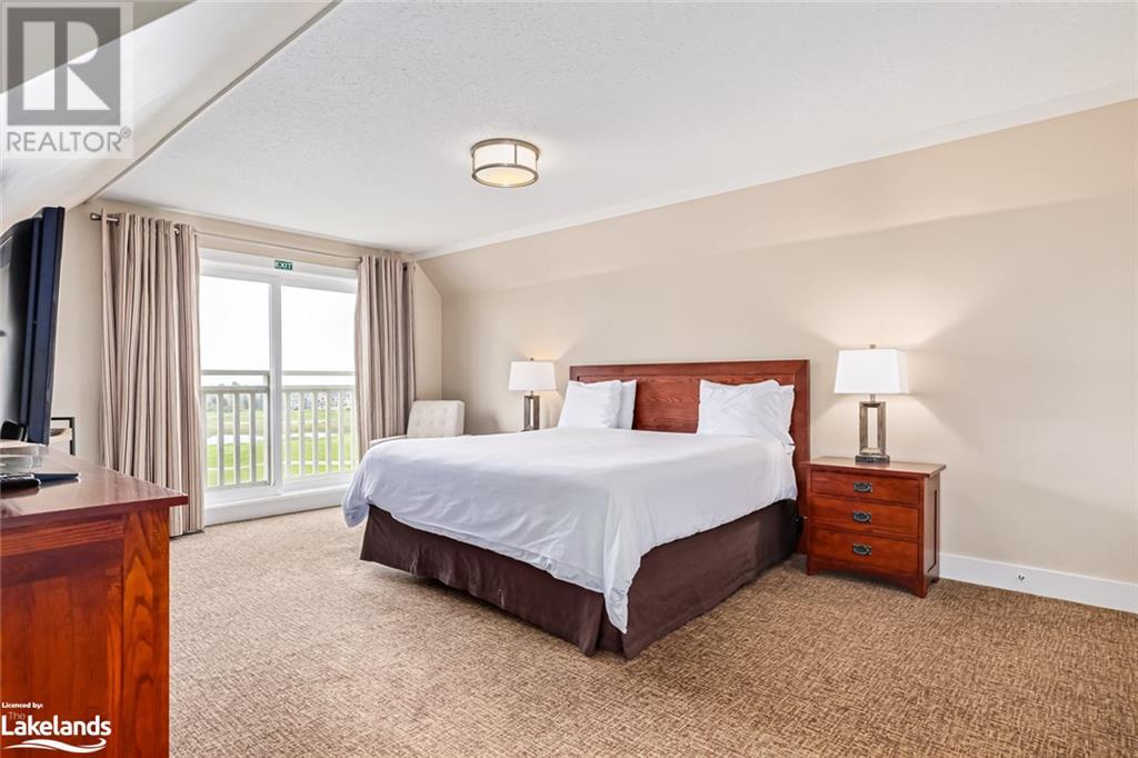115 FAIRWAY Court Unit# 206