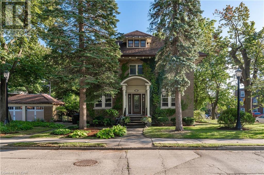 2 ARDMAY Crescent