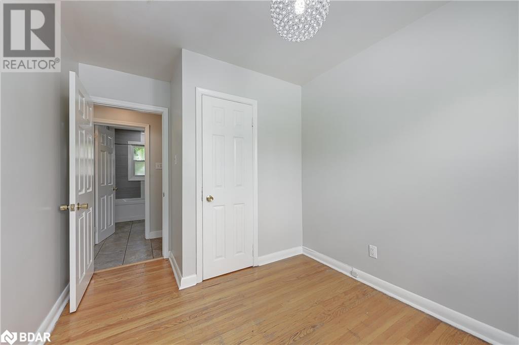 Listing 40482702 - Large Photo # 8