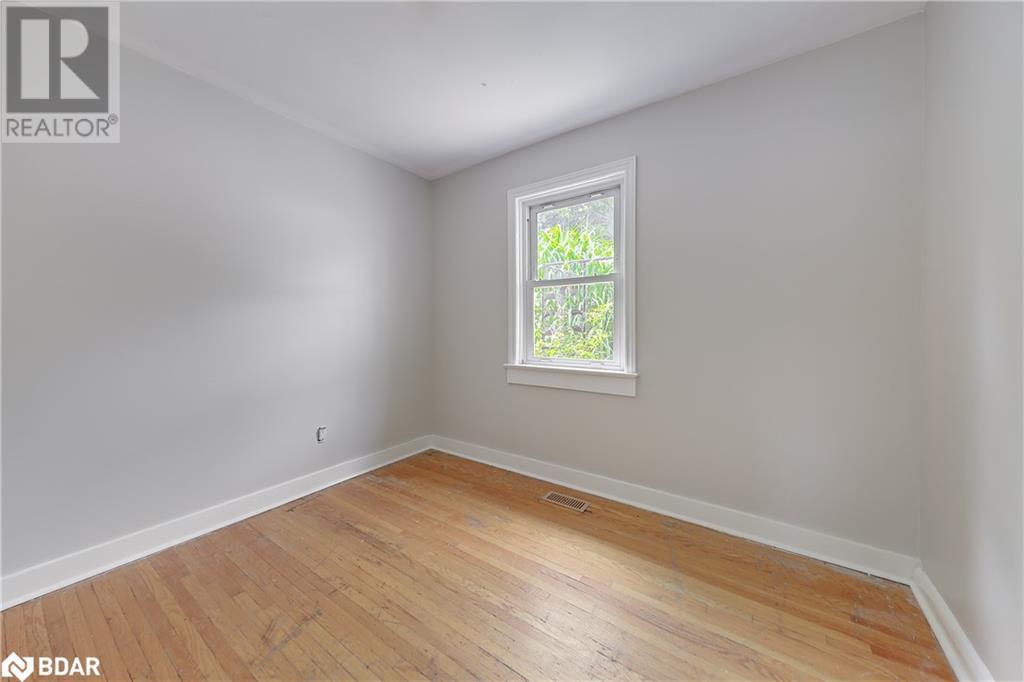 Listing 40482702 - Large Photo # 11