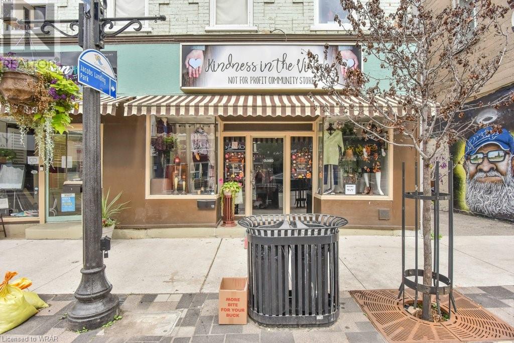 11 QUEEN Street E