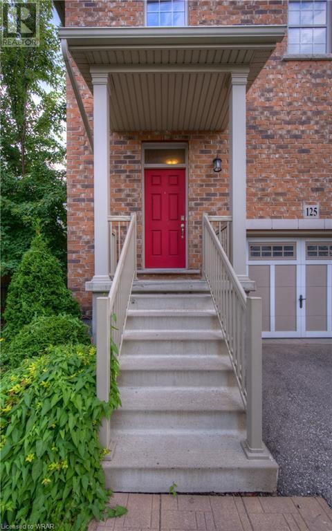 125 ST. LEGER Street