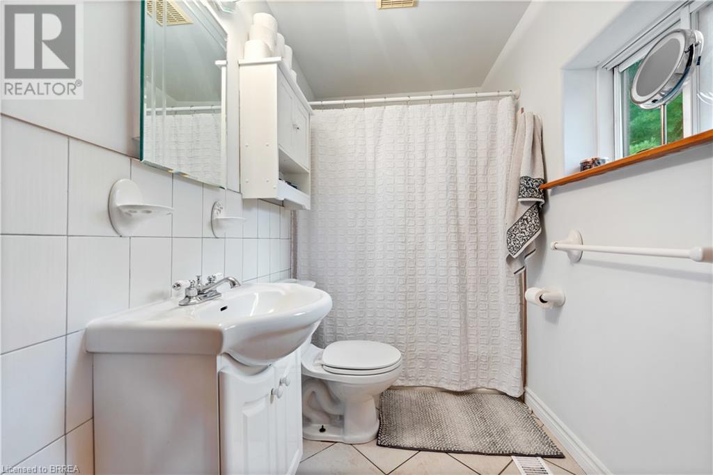 Listing 40483012 - Large Photo # 9