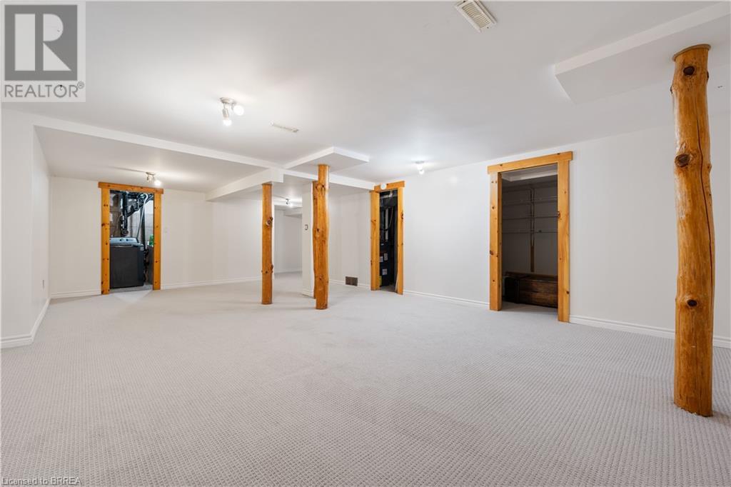 Listing 40483012 - Large Photo # 10