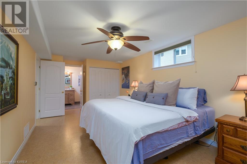 Listing 40483022 - Large Photo # 37
