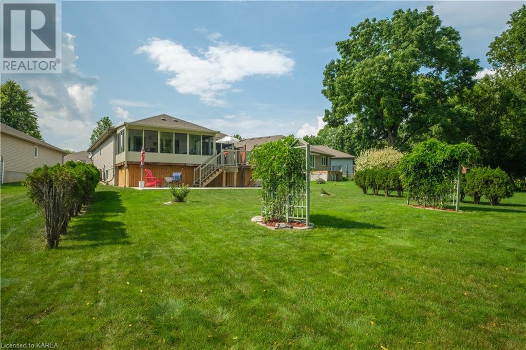 Listing 40483022 - Large Photo # 6