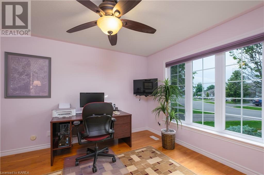Listing 40483022 - Large Photo # 18