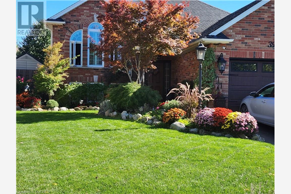 39 GRAVES Crescent, St. Catharines