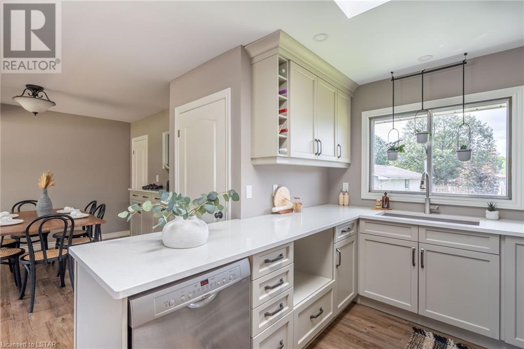 194 FAIRHAVEN Circle