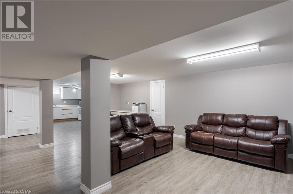 194 FAIRHAVEN Circle