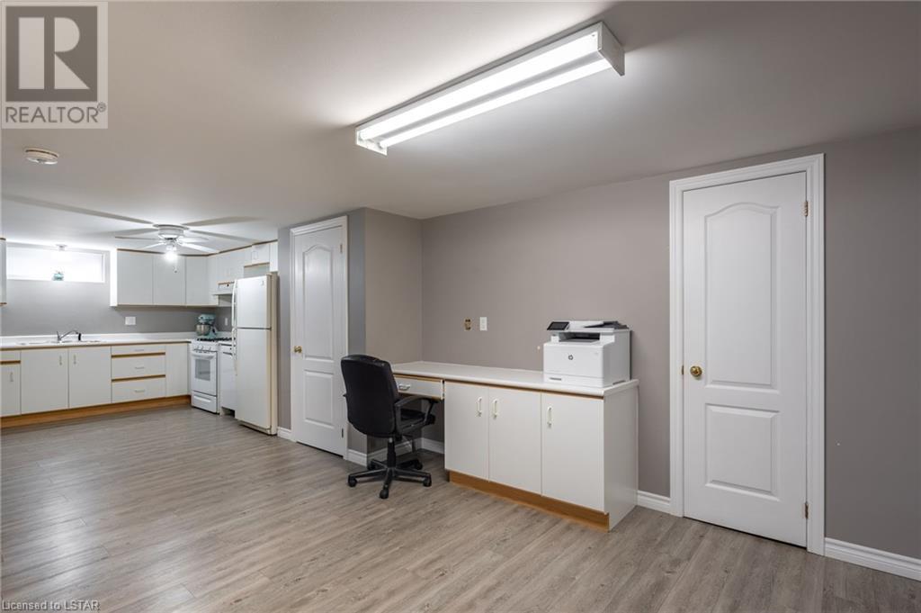 194 FAIRHAVEN Circle