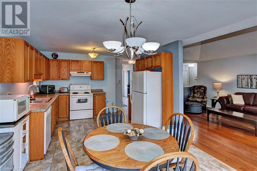 Listing 40483068 - Large Photo # 11