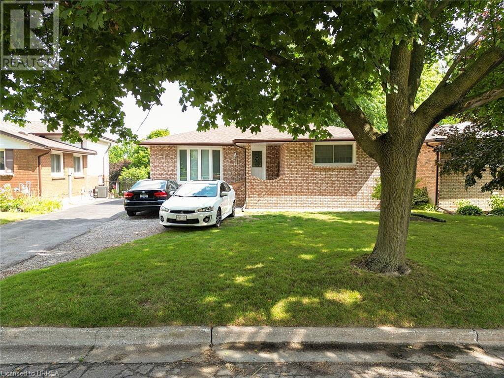 17 BROCK Street Unit# LOWER