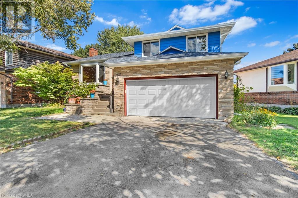 832 PURCELL Crescent