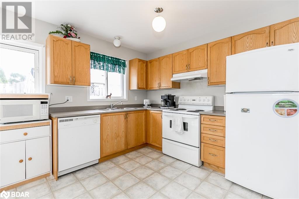Listing 40483218 - Large Photo # 3